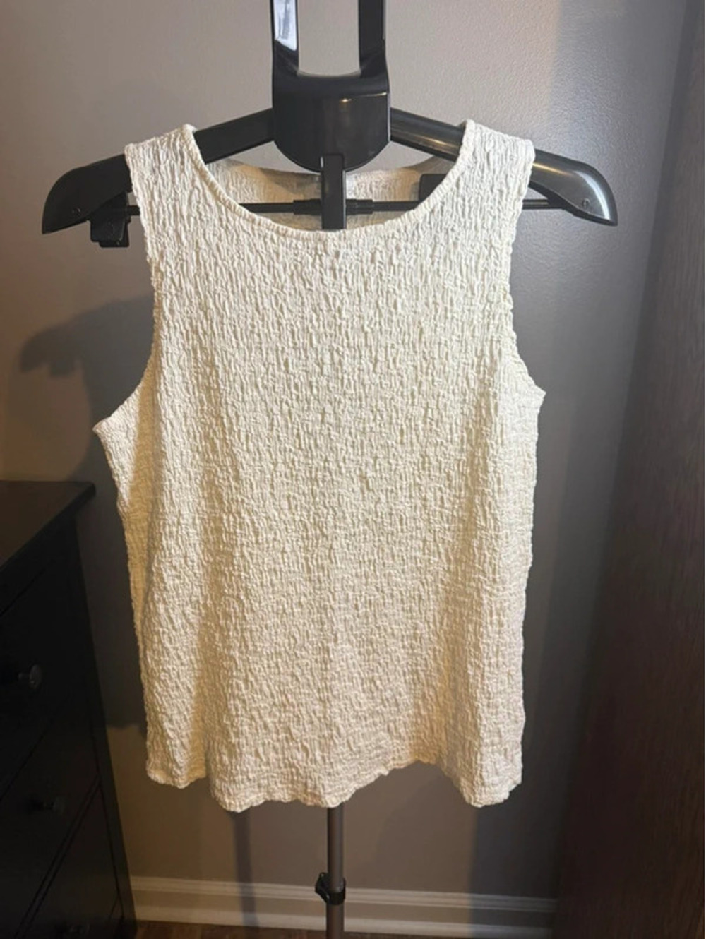 Maurices Ivory Textured Sleeveless Top Medium NWT